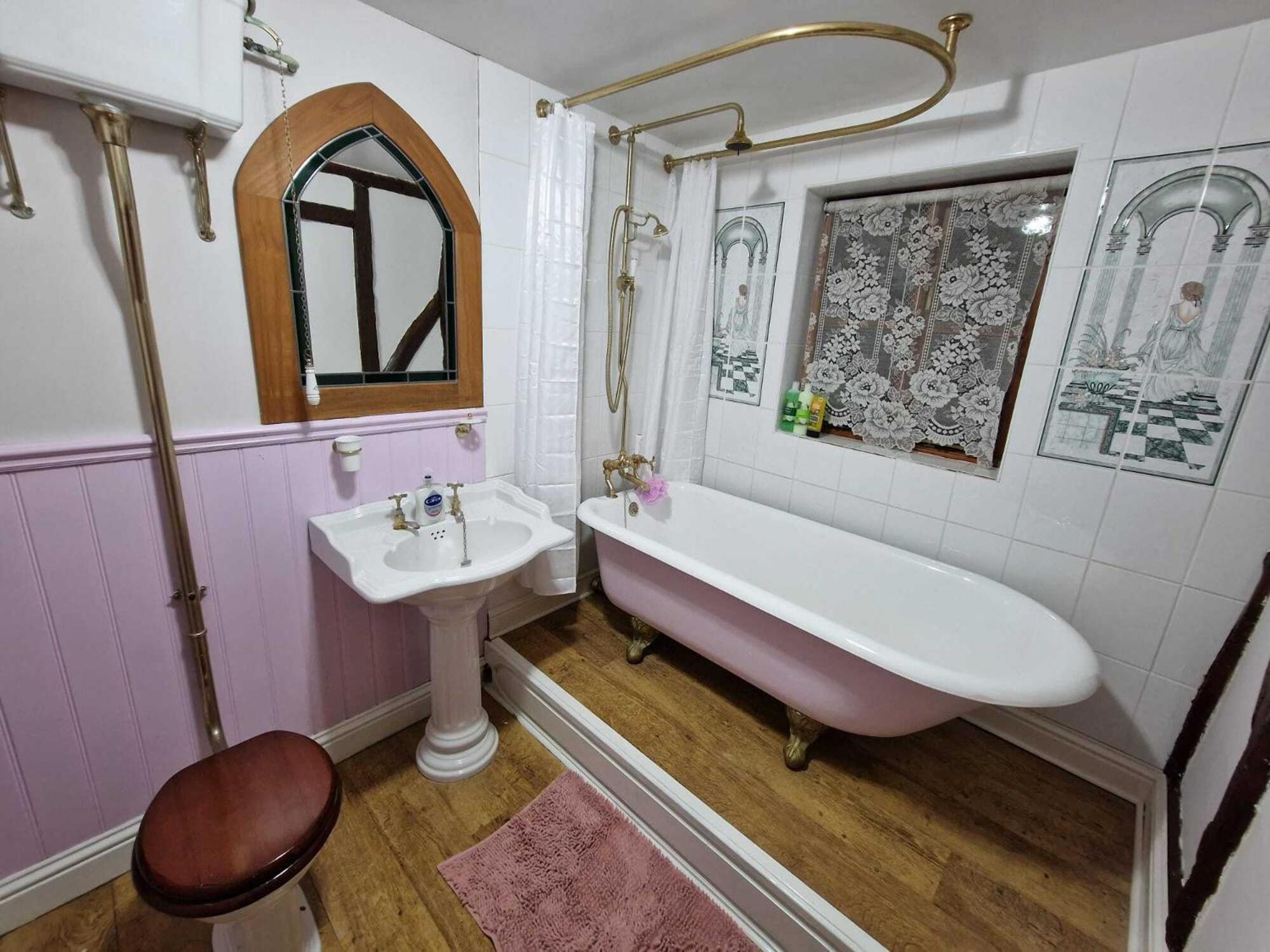 Two Bedroom Grade Ll Cottage At Az Luxury Stays Honey Horsefield With Wifi And Free Parking Hundon Eksteriør billede